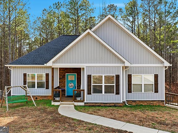 2nd image of 133 Pebblebrook Way