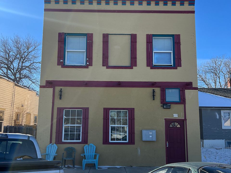 1st image of 1221 4th Ave #3
