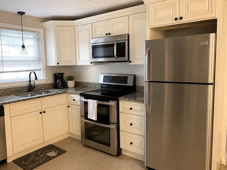 13 Rumford Ave #13 — Photo 3