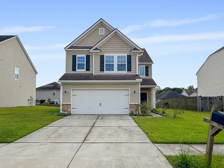 234 Wathen Dr — Photo 2
