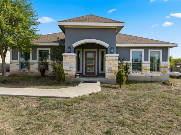 285 La Fortuna Dr, Del Valle, TX 78617