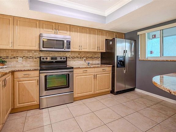 2nd image of 3300 Beneva Rd Unit 214