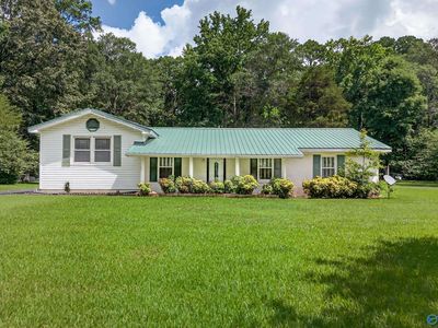 271 Oakview Rd, Hazel Green, AL, 35750