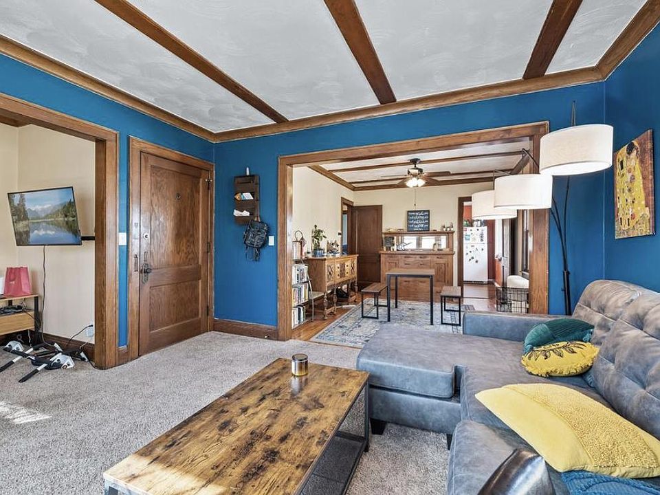 1st image of 1597 Charles Ave #2