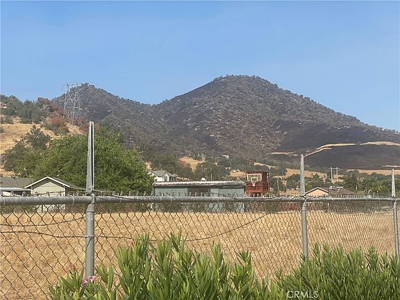 3rd image of 6009 Elwood Rd