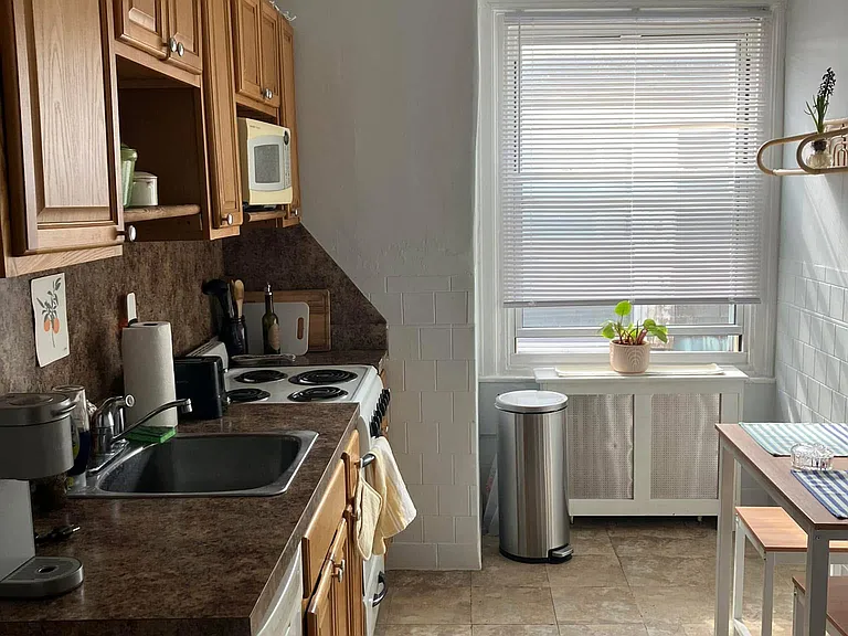 331 N 34th St #2R — Photo 8
