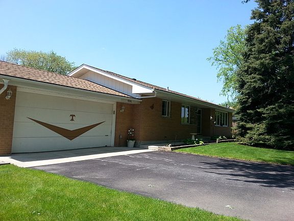 2nd image of 15740 S 113th Ave