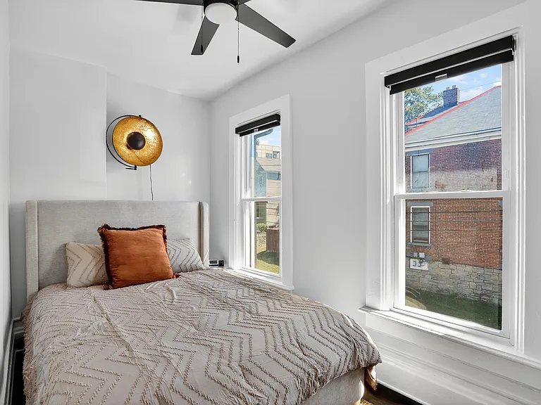70 E 4th Ave #70 — Photo 11