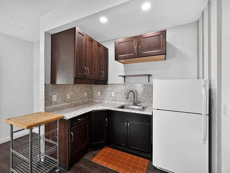 1420 Dayton St #B — Photo 15