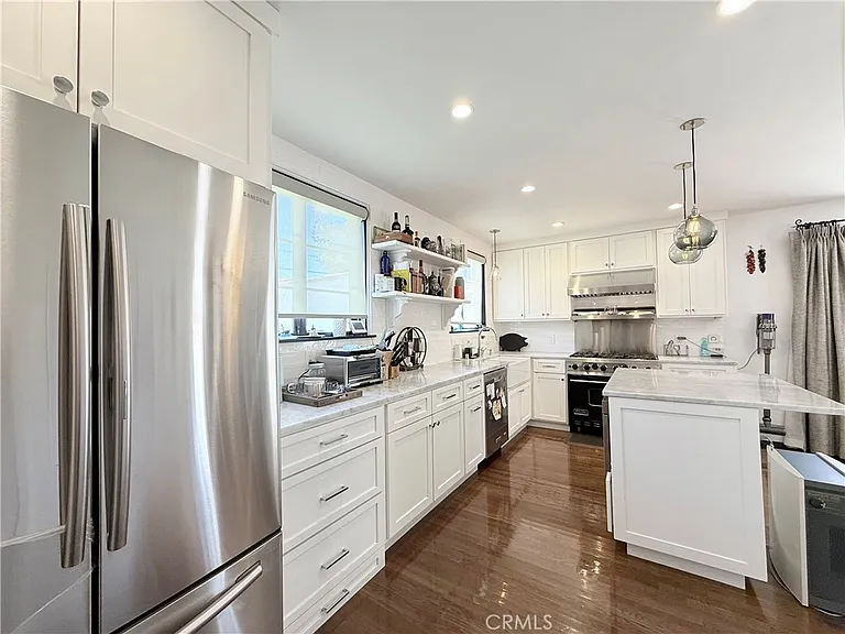 580 S Berkeley Ave — Photo 10