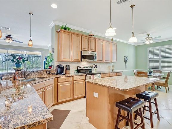 4th image of 21564 Bella Terra Blvd