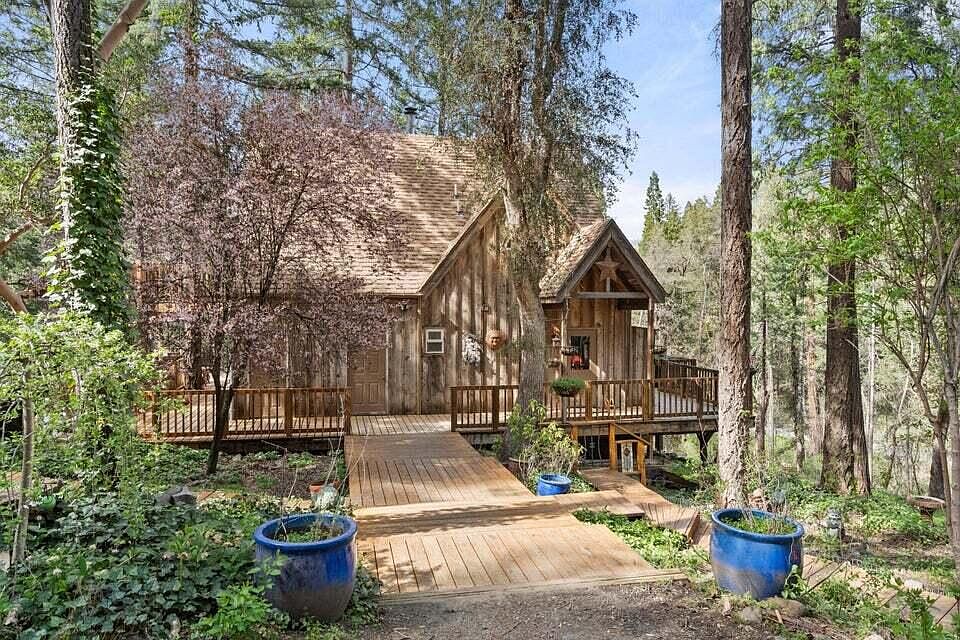 1st image of 1584 Yale Creek Rd