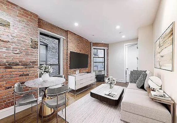 2nd image of 264 W 25th St APT 4E