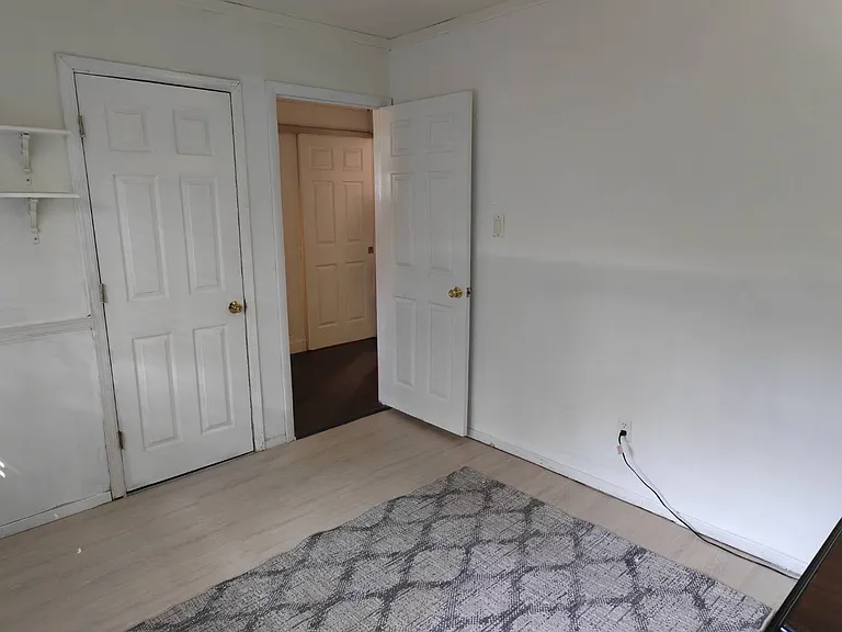 6 Howe Ct — Photo 7