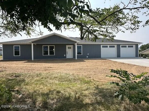 12715 Old Route C, Russellville, MO 65074