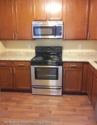 3rd image of 14540 Shannon Pkwy APT 405