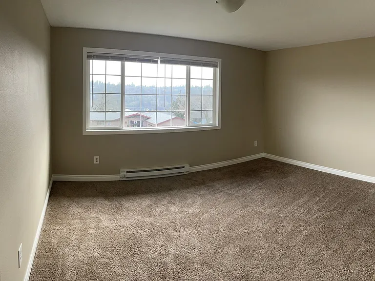 4360 Imperial Dr — Photo 13