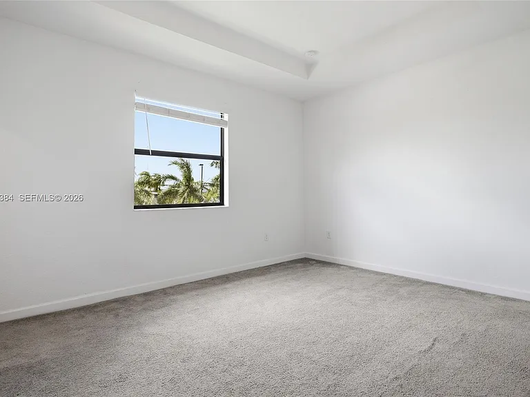 20714 NE 5th Ct #220714 — Photo 26