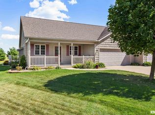 1246 Willow Glen Dr, Metamora, IL 61548