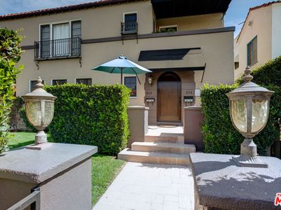 848 S Curson Ave #848, Los Angeles, CA, 90036