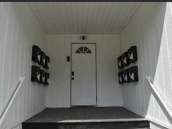 2nd image of 19 Mygatt St #7