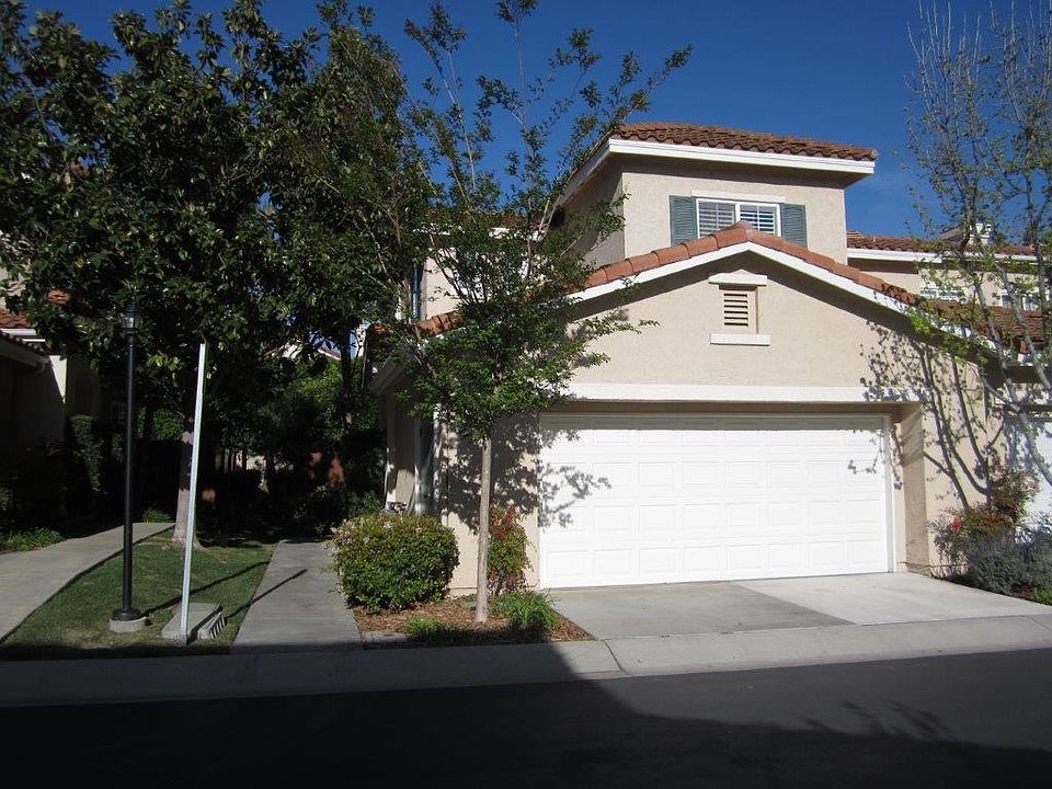 1st image of 348 Paseo Sabanero