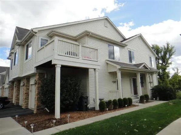 7494 Thomas Dr, Loves Park, IL 61111