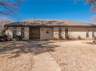 565 Medina Dr, Highland Village, TX 75077