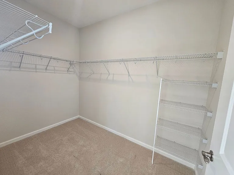 2215 Flatleaf Ct — Photo 15