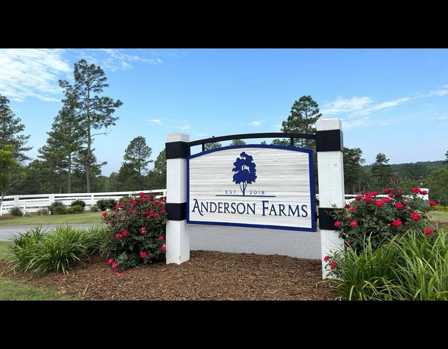 2nd image of 49 Pasture Creek Ln