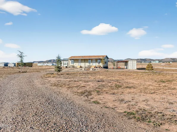 2690 W Pilots Rest Airstrip --, Paulden, AZ 86334