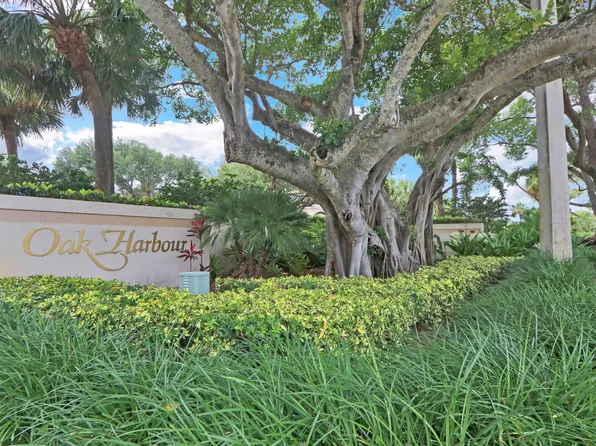 814 Oak Harbour Dr, Juno Beach, FL 33408