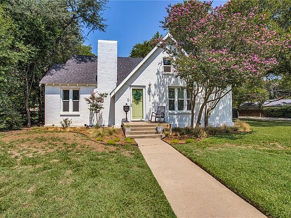 3rd image of 6400 Curzon Ave