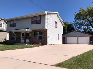 240 N Spring St, Pt Washington, WI 53074