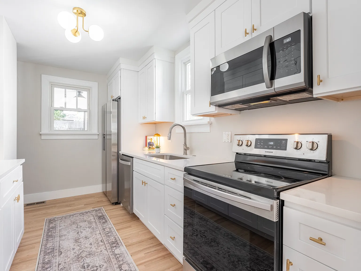 3 bed, 1832 sqft, $3,800 — Photo 4