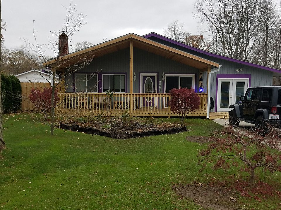 2nd image of 9068 Coudry St