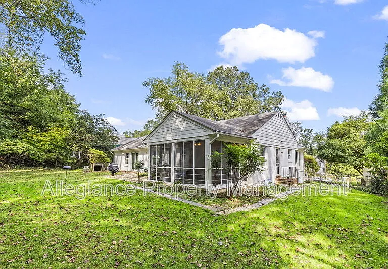 3548 N Valley St — Photo 45