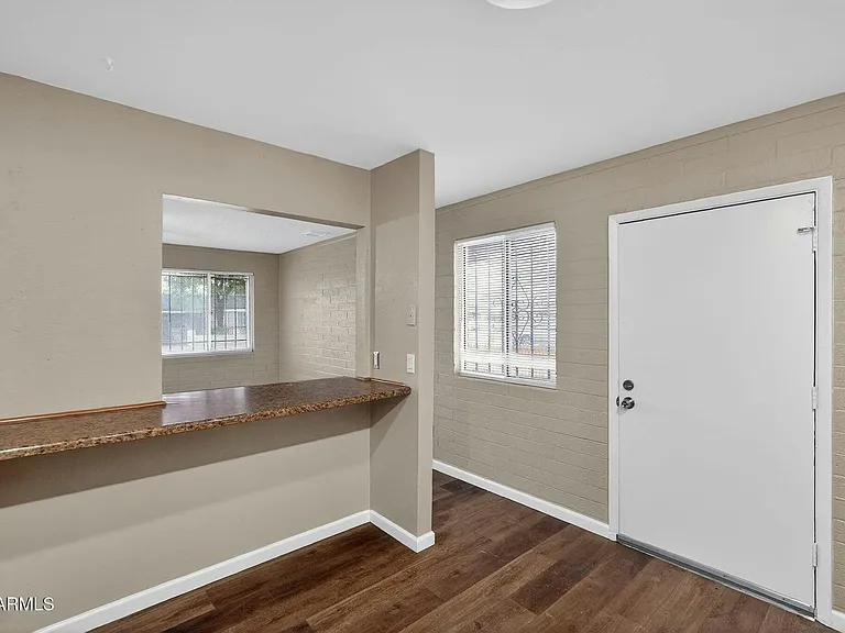 4127 N 74th Ave — Photo 14