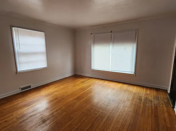 4403 W Capitol Dr #1, Milwaukee, WI 53216