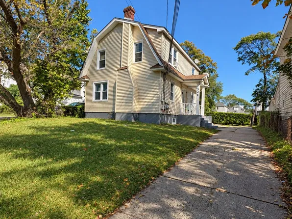 324 Myrtle Ave #A, Neptune, NJ 07753