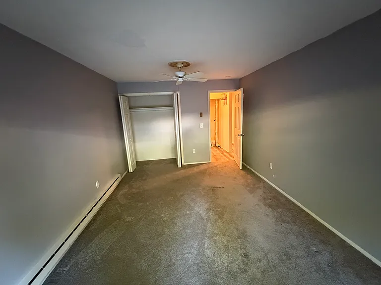 318 Fox Run Ln #318 — Photo 5