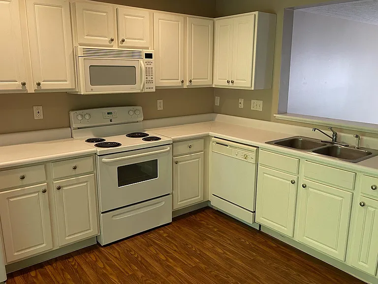 4189 Spyglass Hl — Photo 9