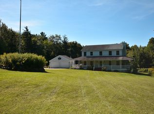 96 E Main Rd, Peru, MA 01235