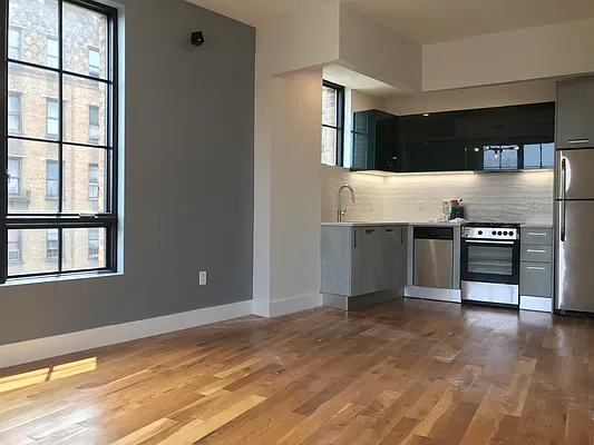 Rented by City Vista Inc | media 62