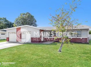 860 Edwards St NE, Palm Bay, FL 32905