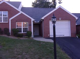 1225 Parkside Ct, Cincinnati, OH 45238