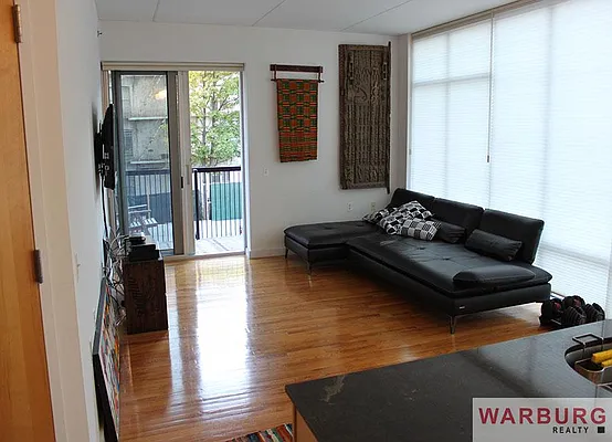 Rented by Warburg | media 13