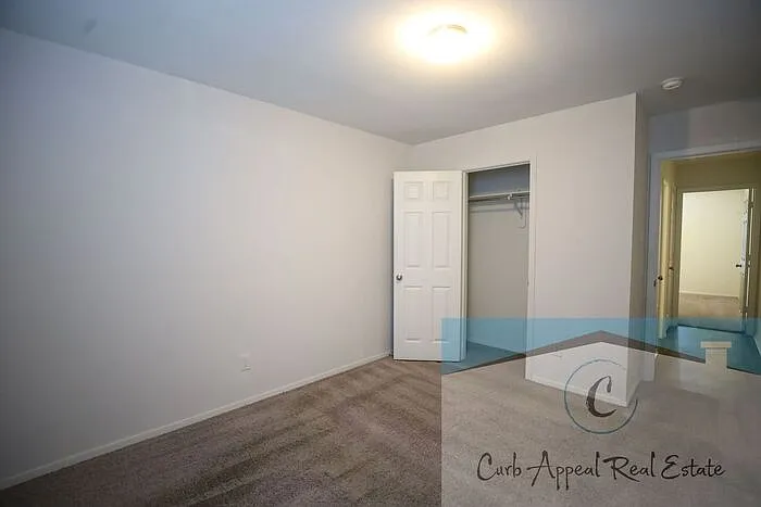 3718 Churchill Dr — Photo 10