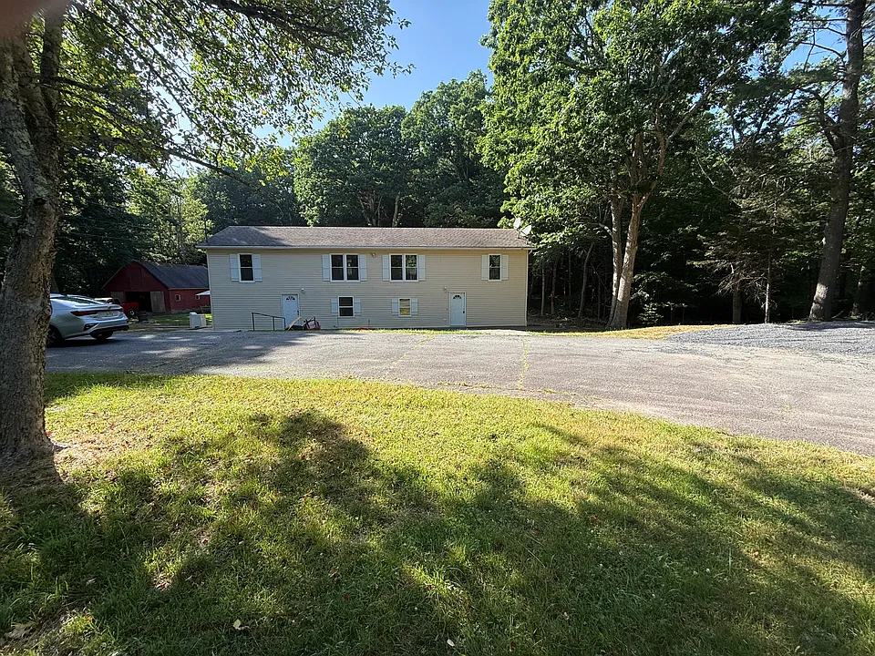 52 Boxbaum Rd #1