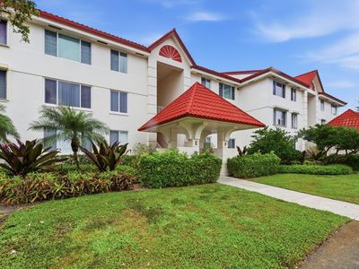 108 Half Moon Circle #F2, Hypoluxo, FL, 33462